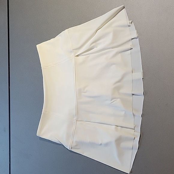 Lululemon Lost In Pace Skirt Skort Golf Tennis- white Sz 4 golf pickleball skirt - Picture 4 of 7